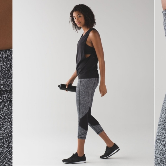 NWOT Lululemon Pace Rival Crop, 6, Line Up White/Black, matching bra listed - Picture 4 of 14